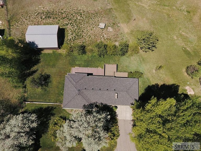595 N Murdock Ln photo 3
