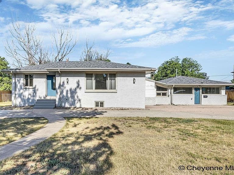 1412 Madison Ave photo 1
