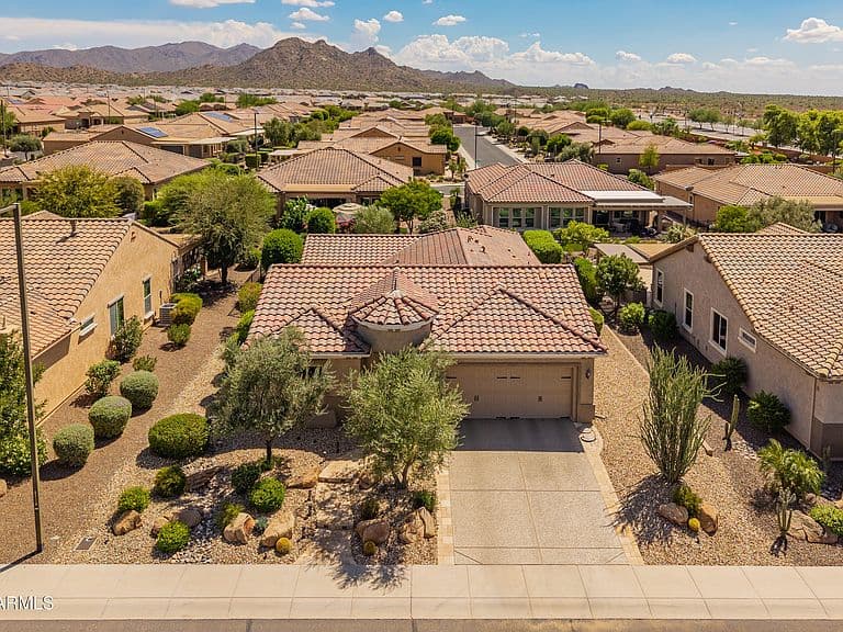 27077 W SEQUOIA Drive photo 3