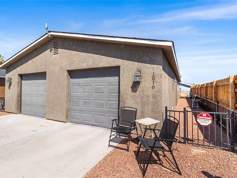 1816 Granada Drive photo 2