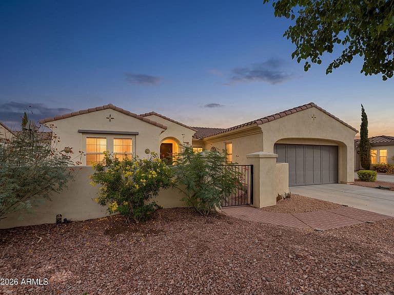 12824 W JUNIPERO Drive photo 1