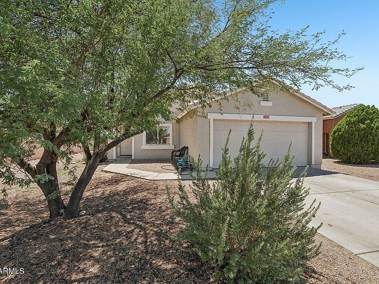 11519 E COVINA Street photo 4