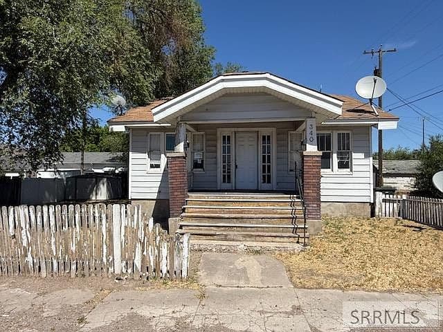340 W Connor St photo 1