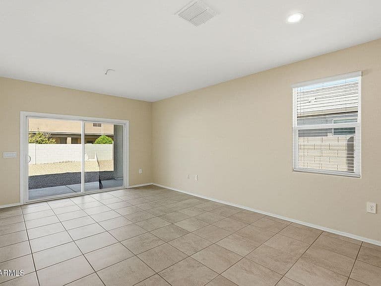 3766 S 247TH Avenue photo 3