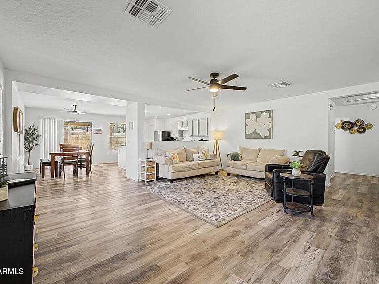 17054 W RIMROCK Street photo 1