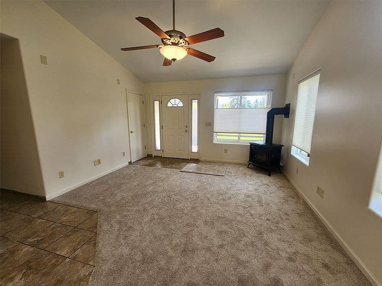 212 Canyon Creek Rd photo 4