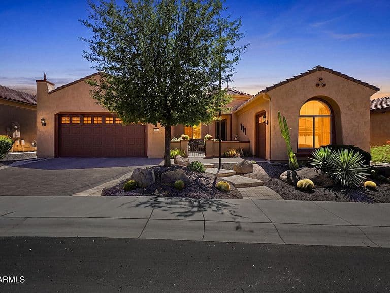 26775 W PIUTE Avenue photo 3
