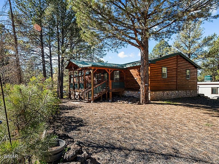 2421 W Thornton Rd photo 3