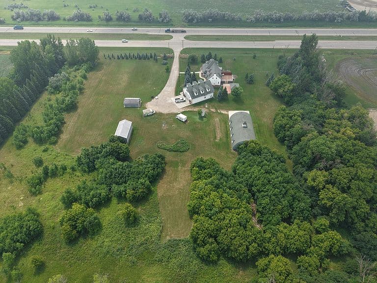 5684 Highway 10 photo 5