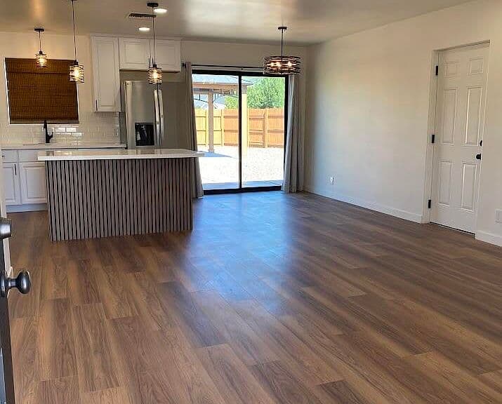 6526 E OSBORN Road photo 5