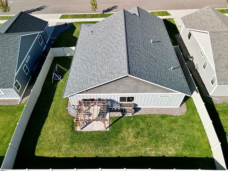 3010 Elderberry Ave photo 2