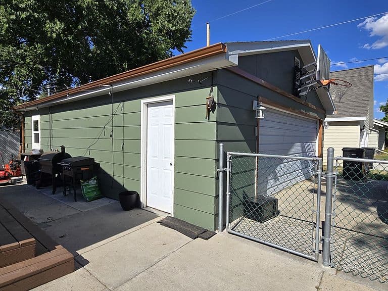 1703 Brisbin St photo 4