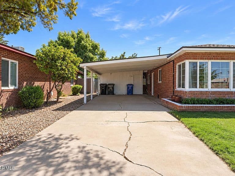 1311 W THOMAS Road photo 4