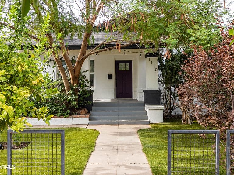 1110 E MCKINLEY Street photo 3