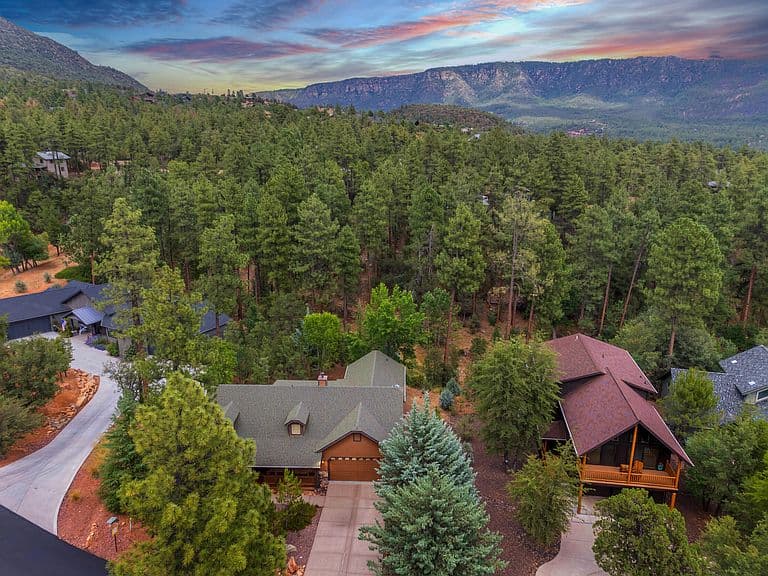 4275 N Strawberry Holw photo 5