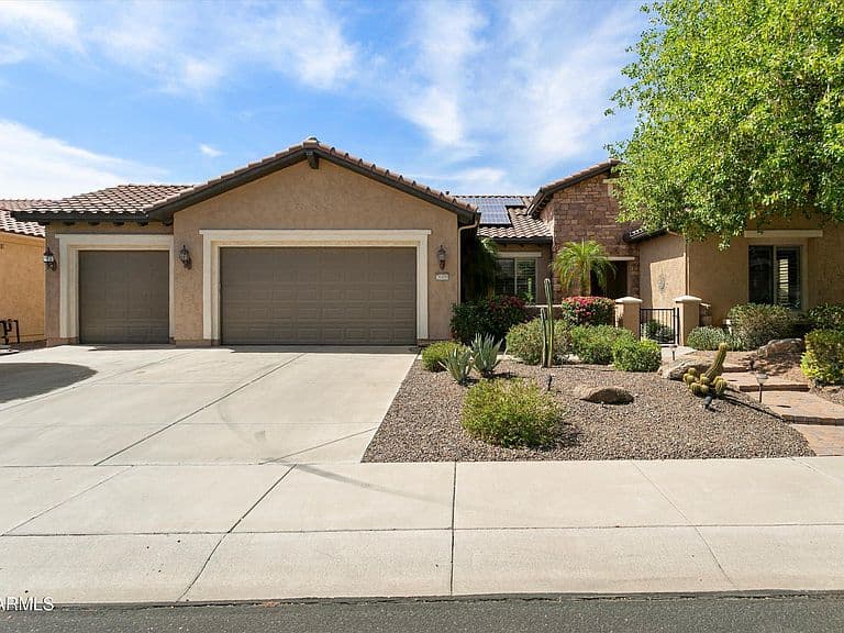 26400 W RUNION Lane photo 1