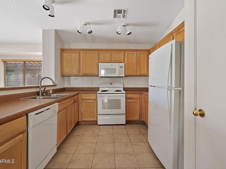 45060 W Portabello Road photo 4