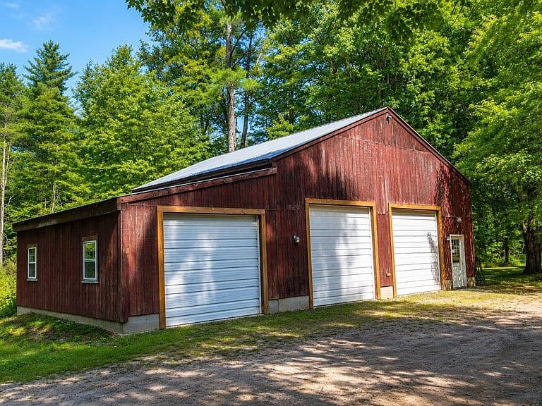 104 Deer Meadow Road photo 5