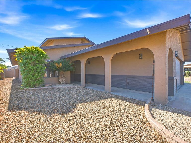 1146 Avenida Del Sol photo 2