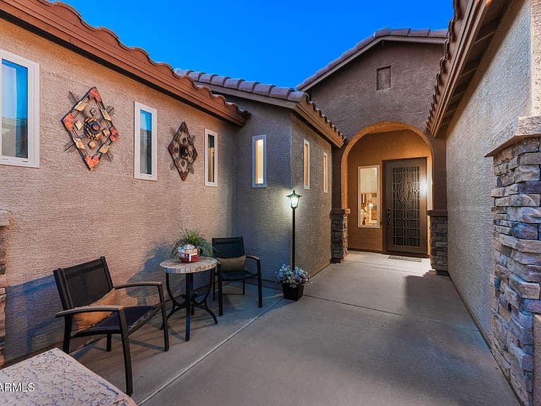 43330 W DELIA Boulevard photo 2