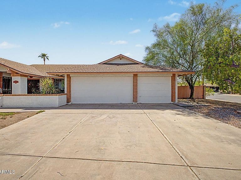 2613 S PLAYA -- photo 4