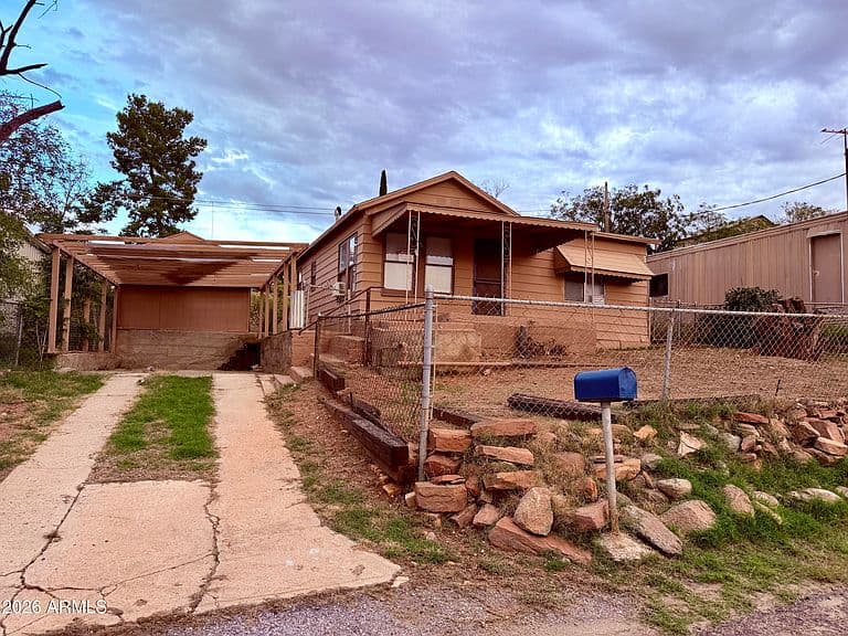 5675 S MOUNTAIN View photo 2