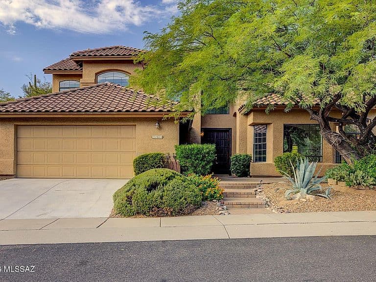 1611 E Sonoran Desert Dr photo 1