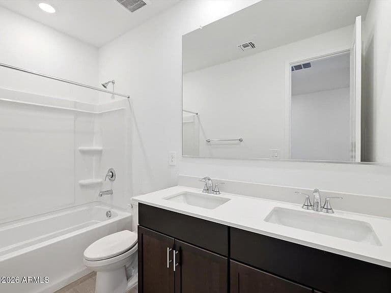 2560 E ENANTIO Road photo 5