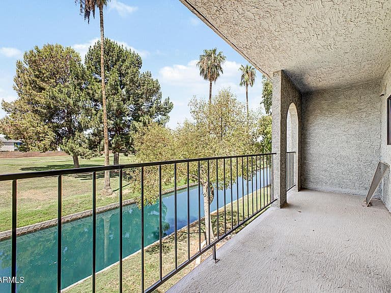 2524 S EL PARADISO -- #90 photo 3