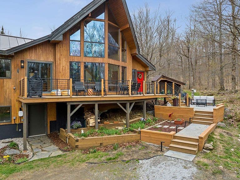 412 Macey Road photo 1