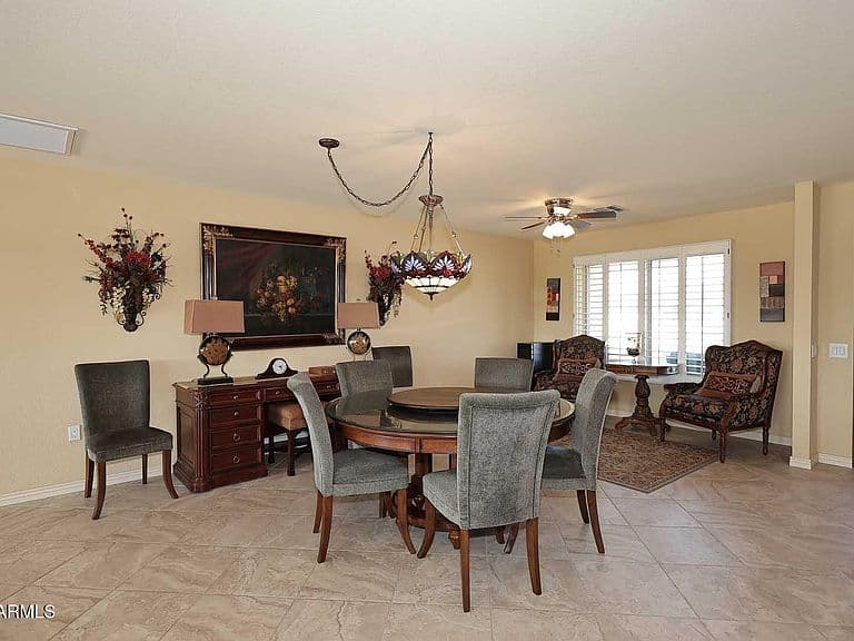 10805 W WILLOWBROOK Drive photo 4
