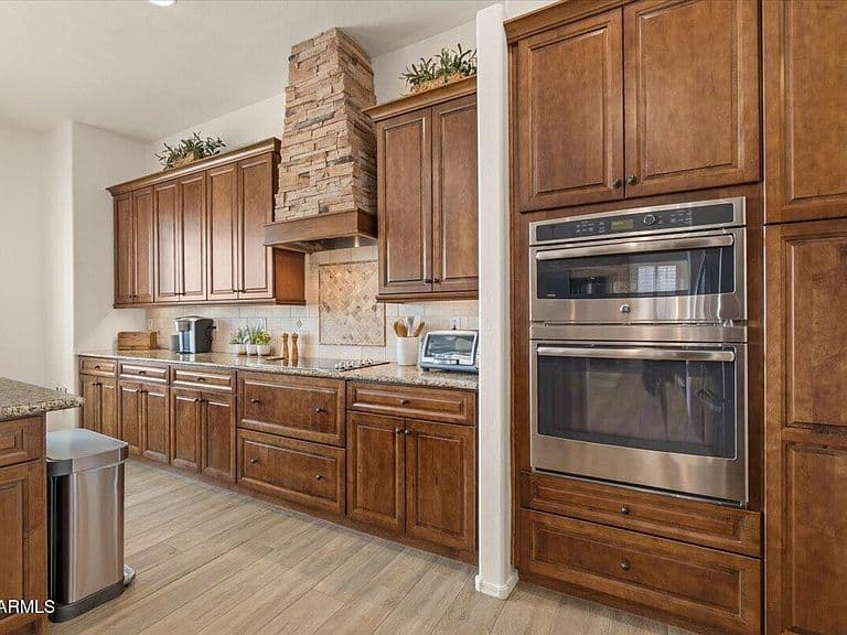 9331 E GRANDVIEW Street photo 5