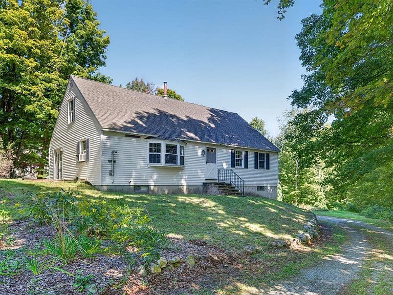 454 E Dunbarton Road photo 1