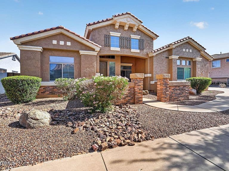 18727 E PINE VALLEY Drive photo 2