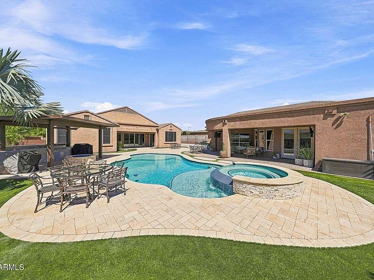 10543 W ELECTRA Lane photo 4