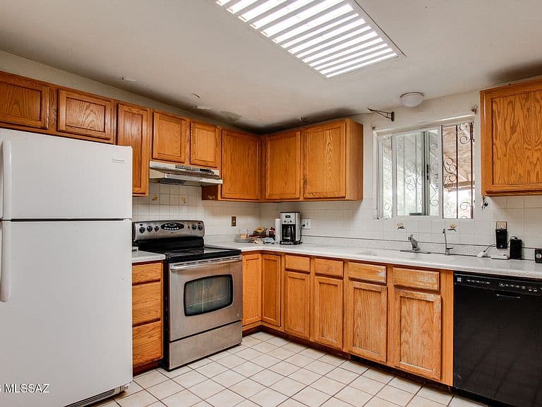 9352 E Palm Tree Dr photo 4
