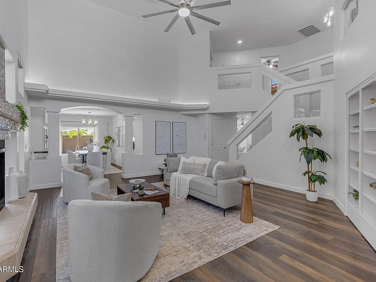 15709 W VENTURA Street photo 5