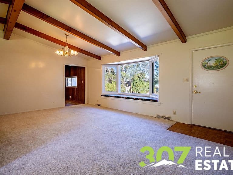 2704 Cowgill Rd photo 3