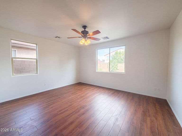 42528 W SOMERSET Drive photo 4