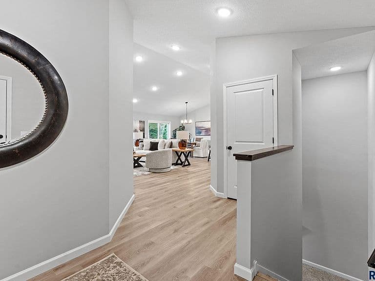 6300 W Goldberg Dr photo 3