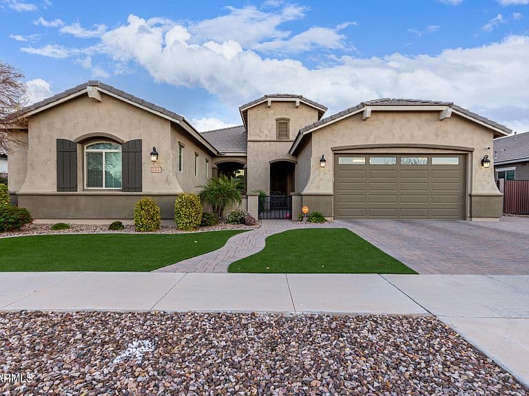 20243 E Raven Dr photo 4