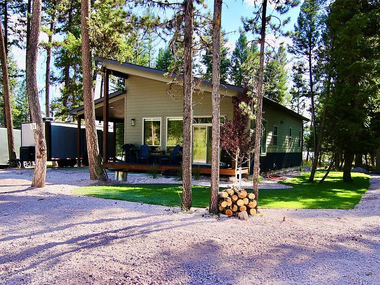 216 Silvertip Trl photo 3