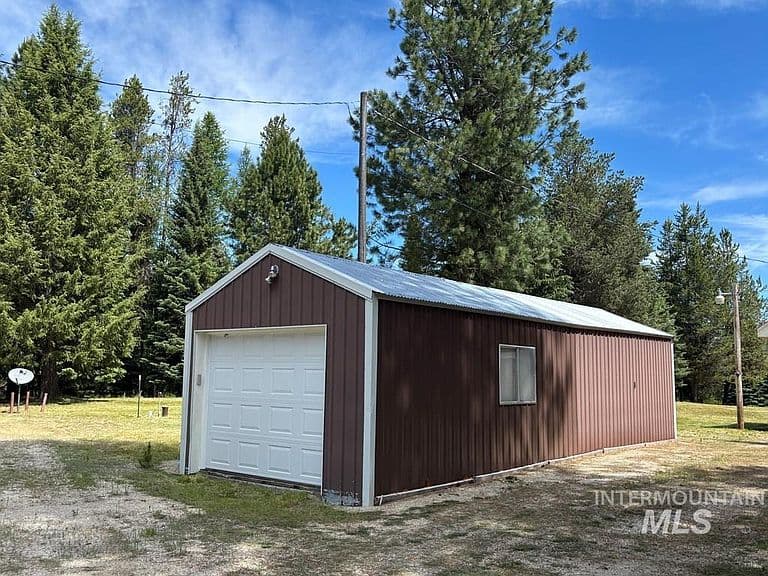 62 Newell Dr photo 5