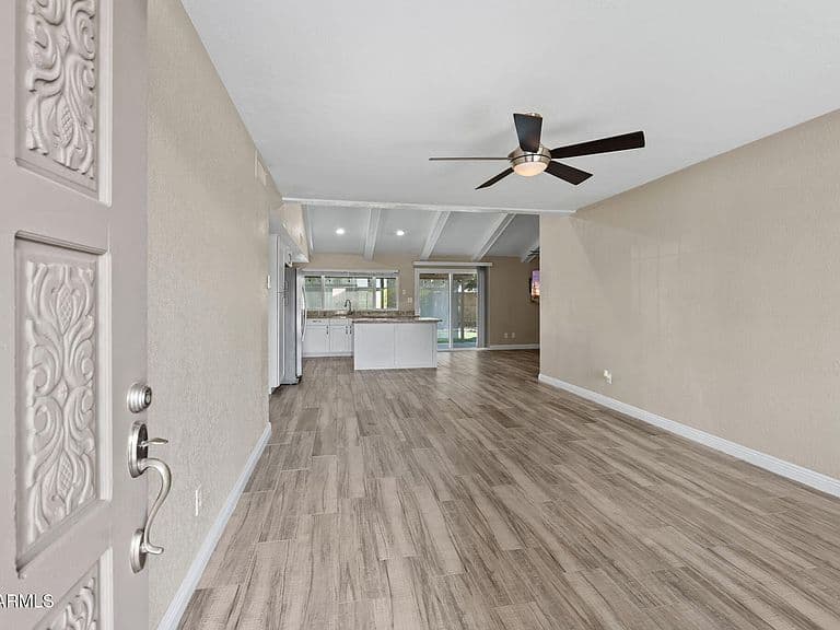 3180 N BENTRUP Circle photo 5