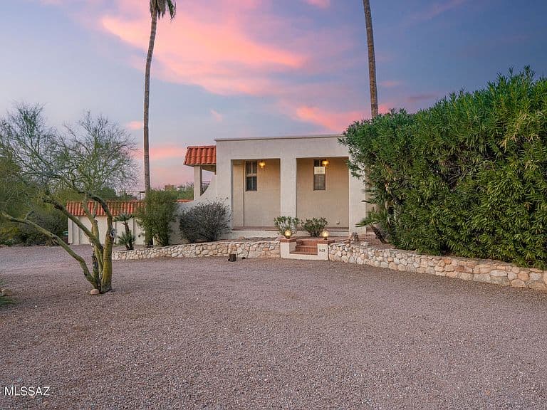 1435 E Indian Wells Rd photo 5