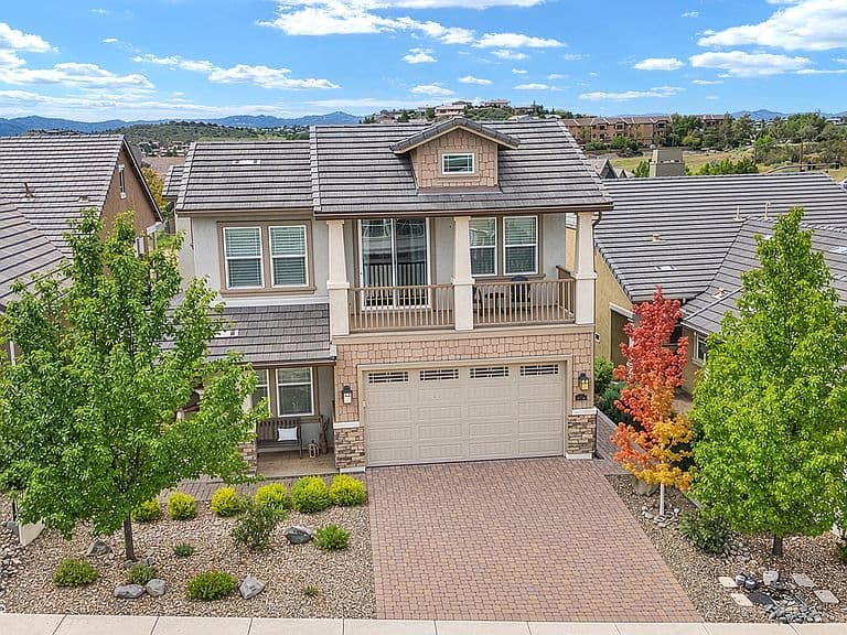 2217 Calgary Dr photo 3