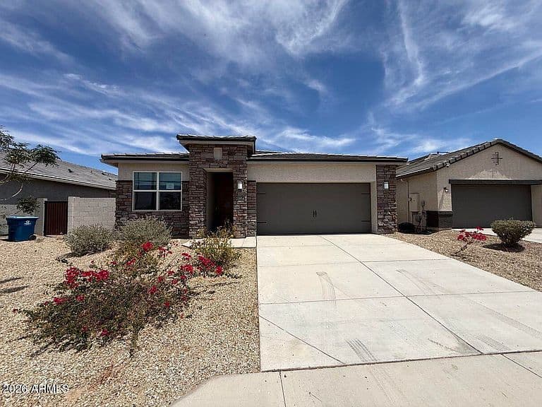 23954 W WHYMAN Avenue photo 1