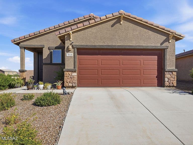 7016 W Star Garden Way photo 1
