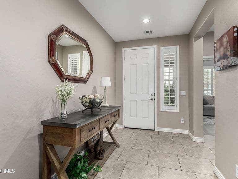 18574 W Lupine Ave photo 5