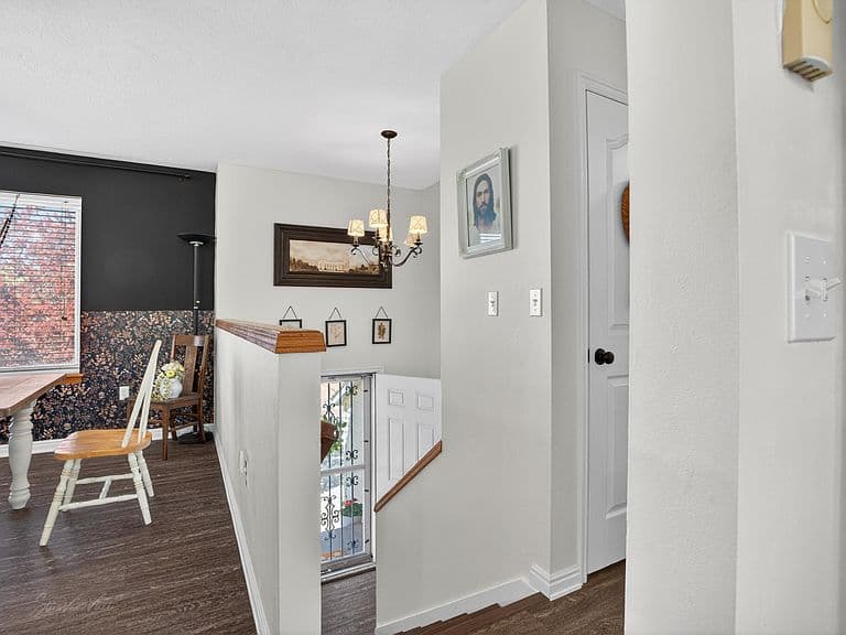 4990 Dorian St photo 5